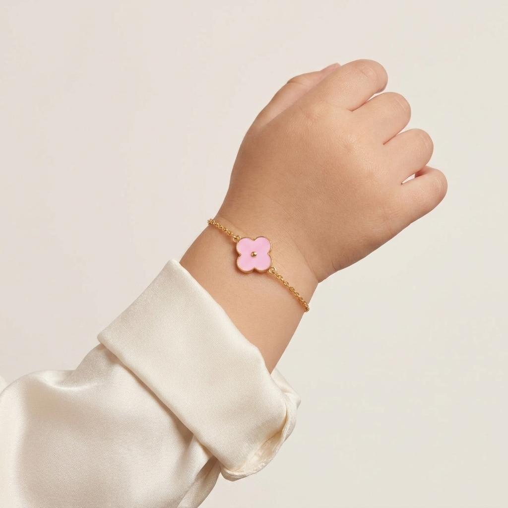 Lucky Clover — Enamel Clover Charm Chain Bracelet 2