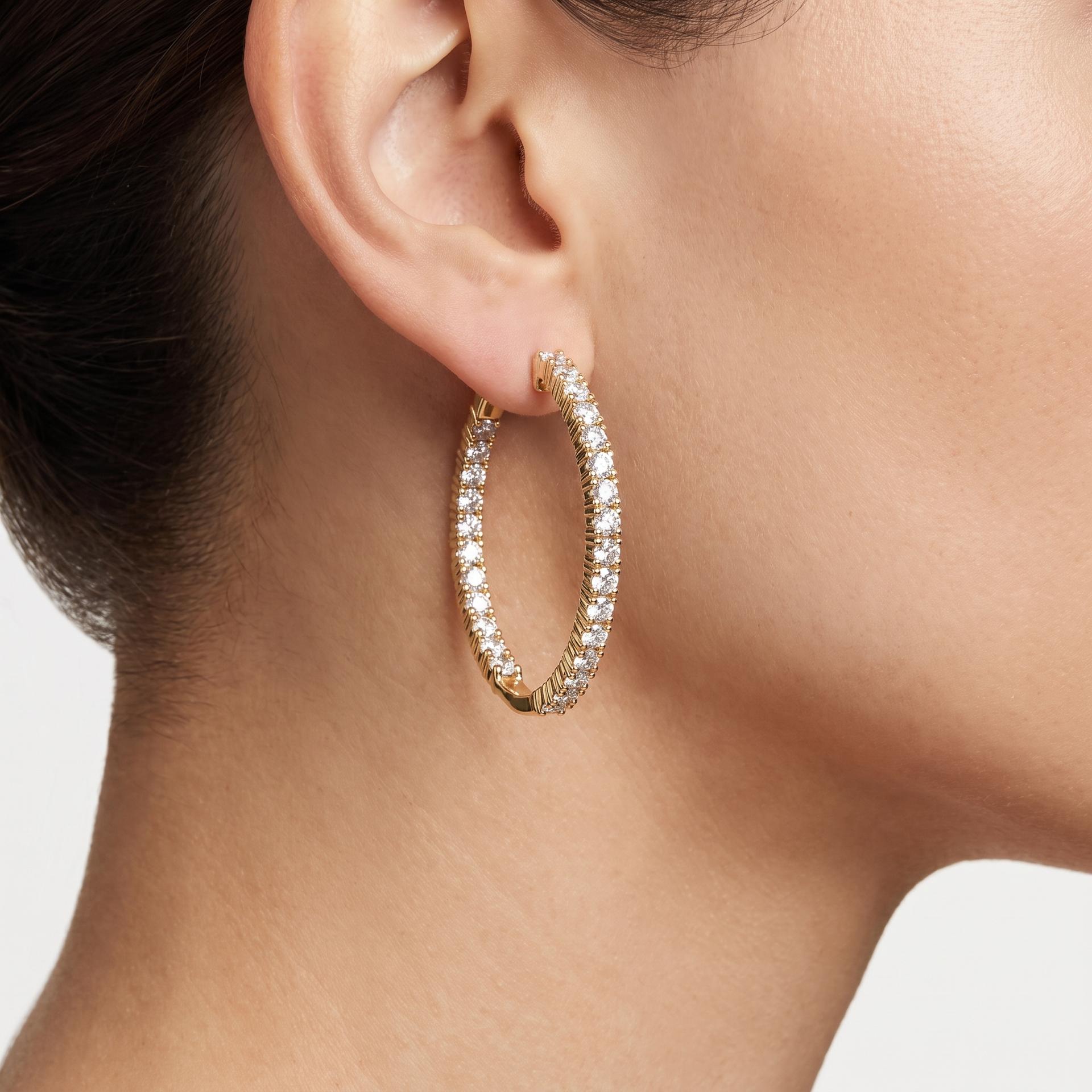 Round Diamond Continuous Hoop Earrings 3