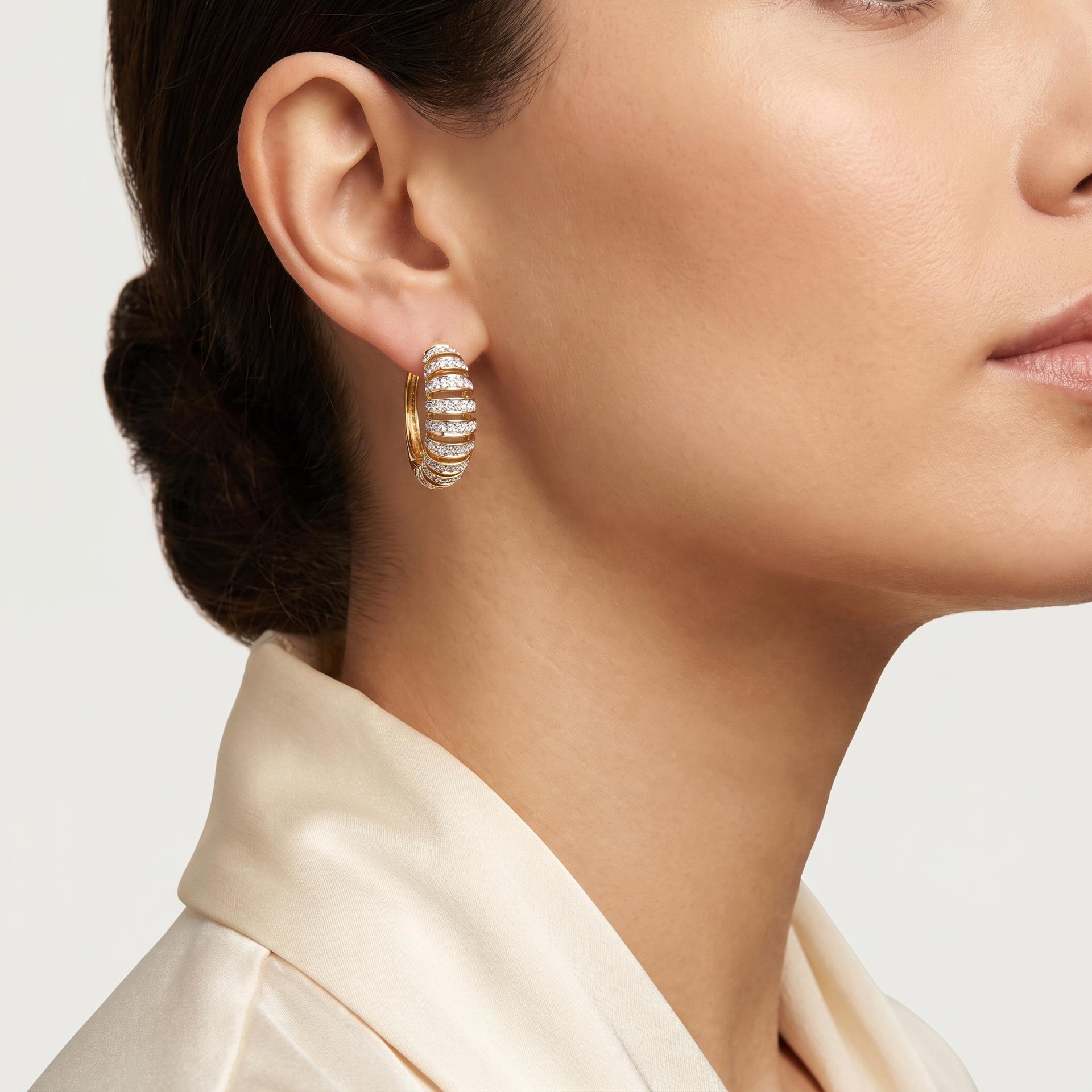 Round Diamond Fluted Hoop Earrings 2
