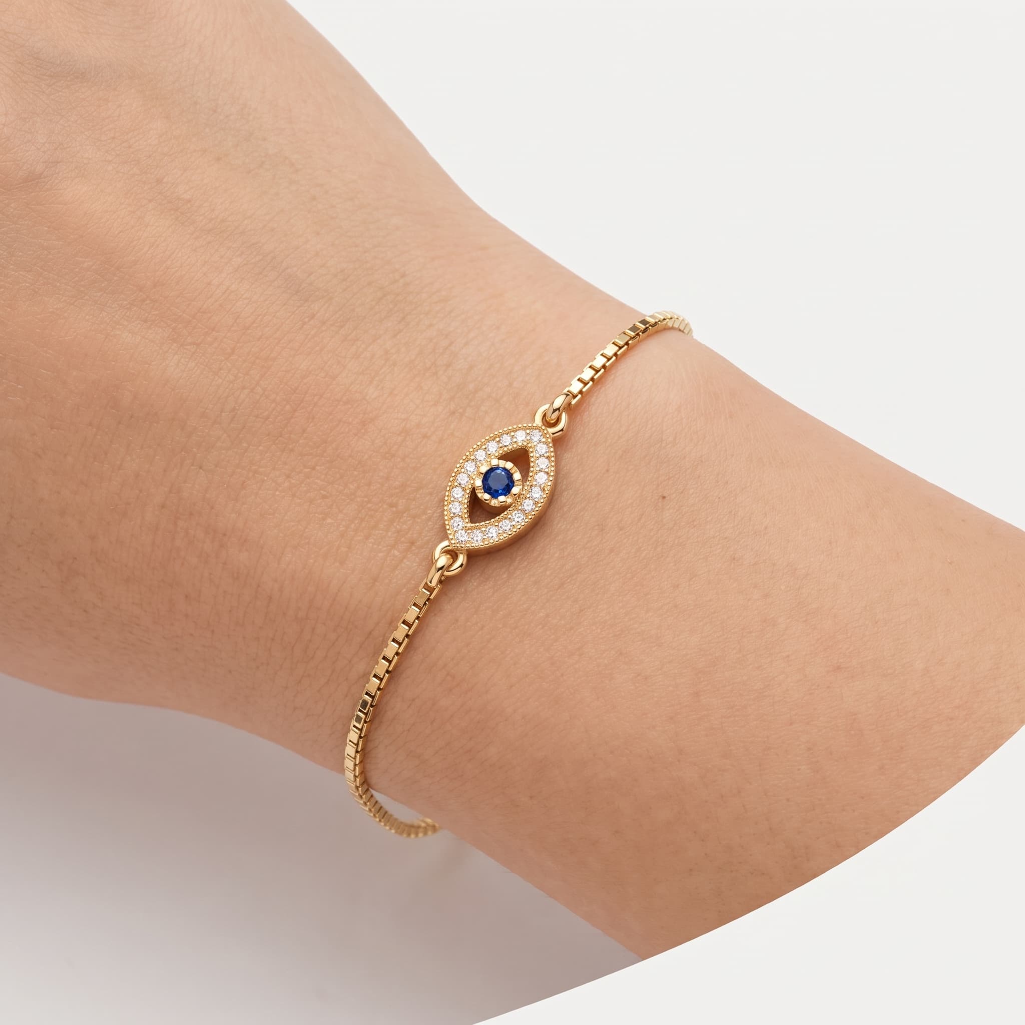 Guardian's Eye — Diamond Evil Eye Charm Bracelet thumbnail 3