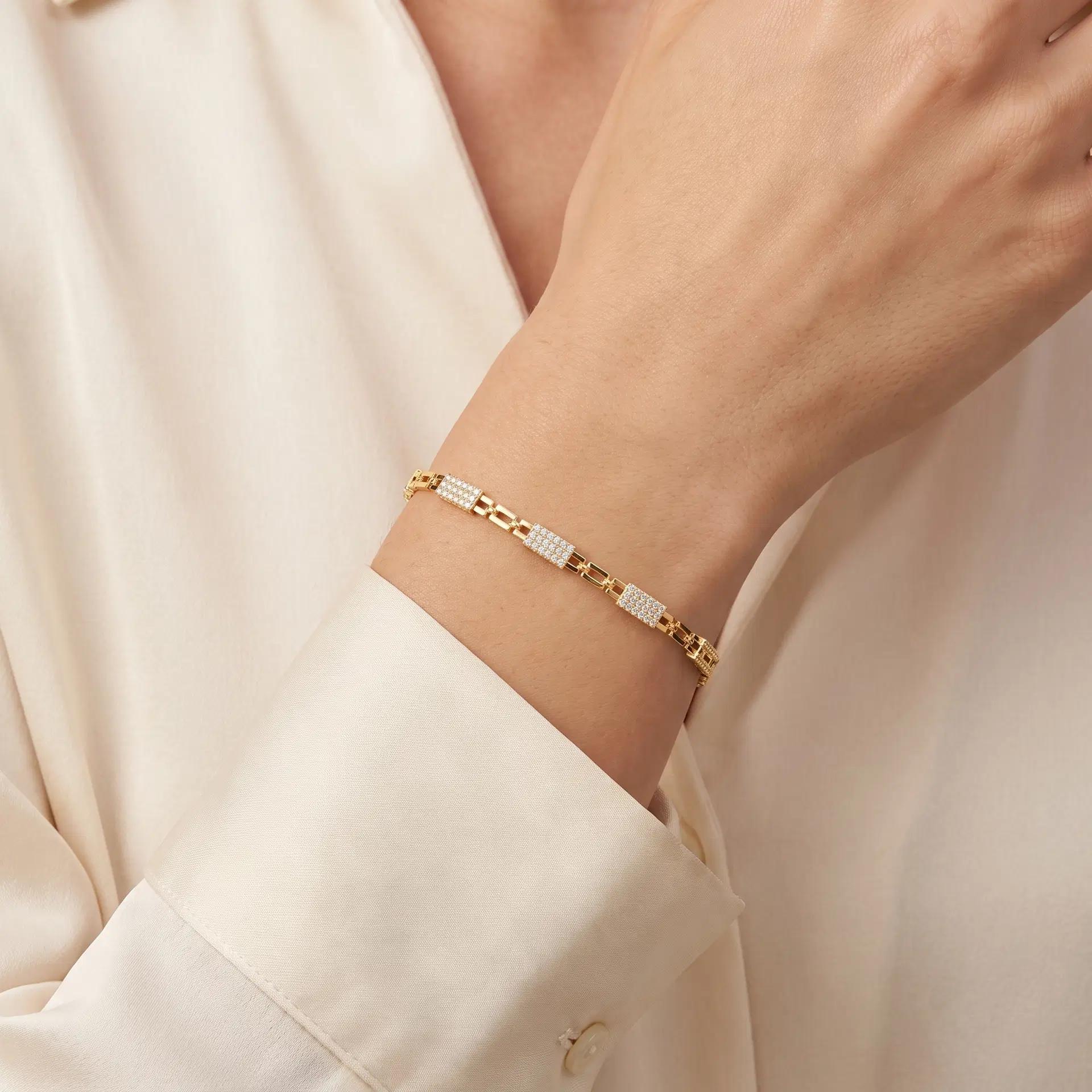 Three Stations Pavé Diamond Link Bracelet on model