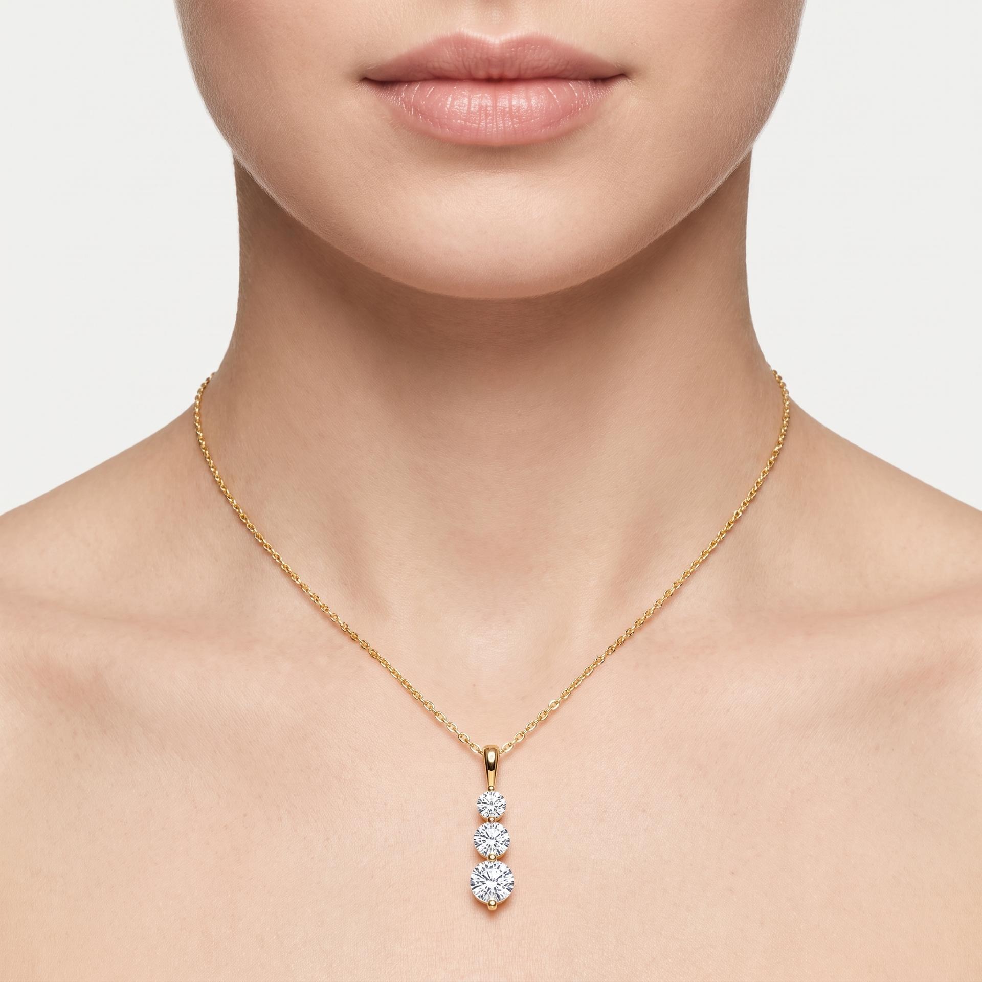 Three Stone Graduated Diamond Pendant 3