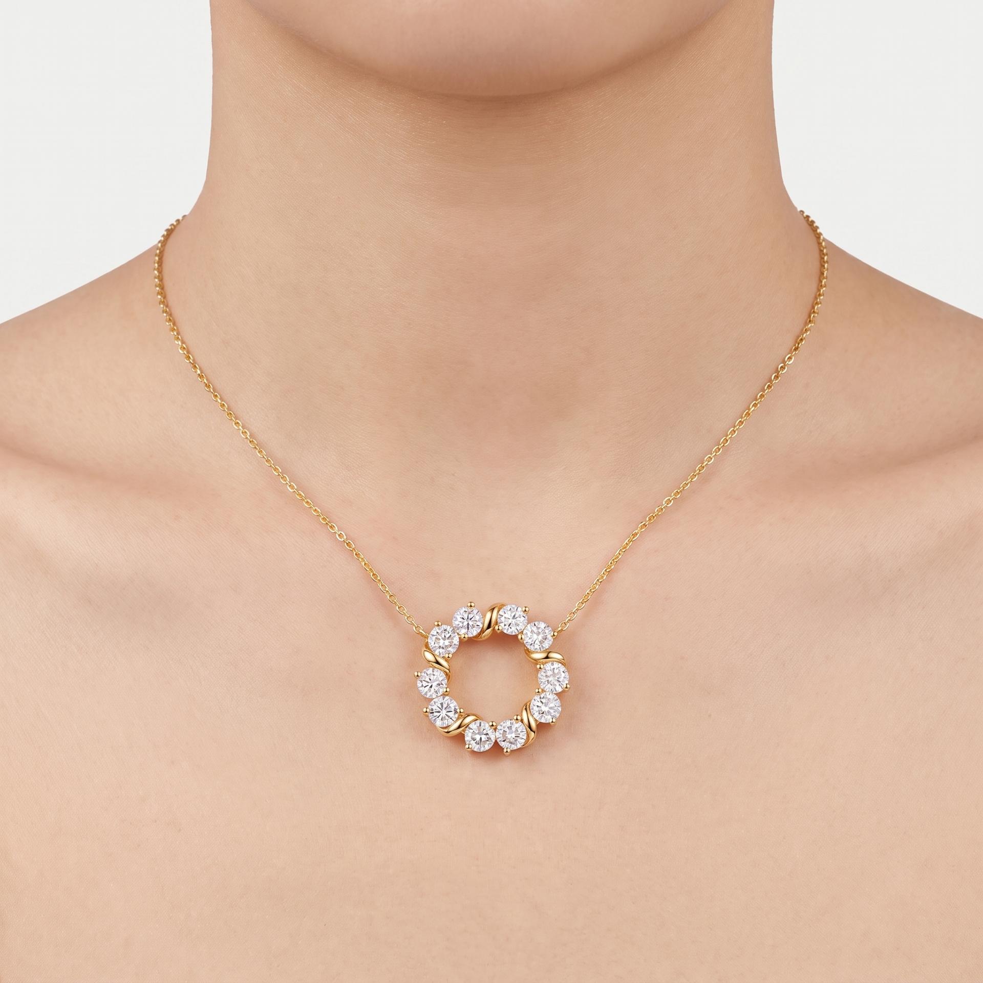 Round Diamond Open Circle Pendant 3