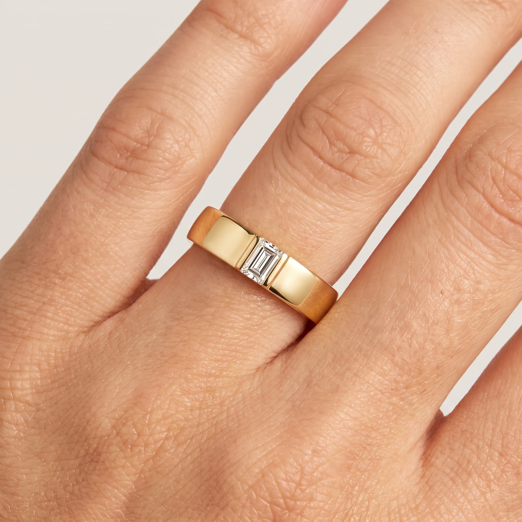 Still Point — Flush Set Baguette Diamond Wedding Band thumbnail 4