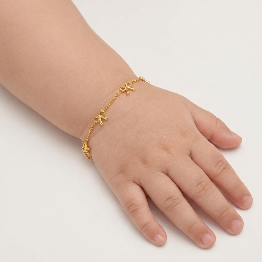 Little Bow — Bow Charm Chain Bracelet 3